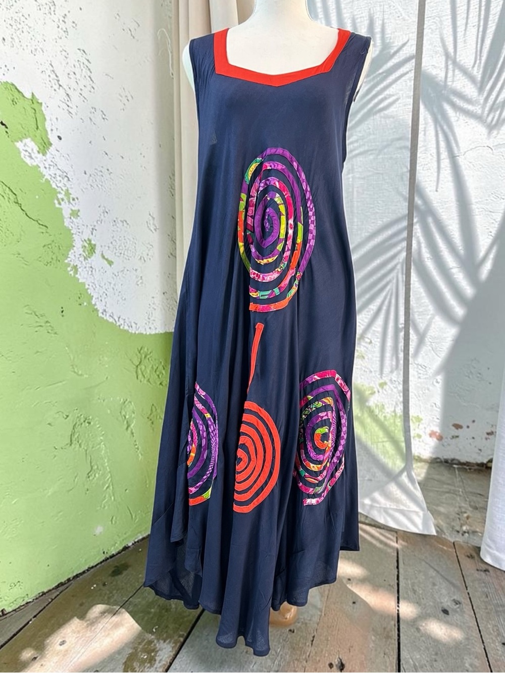 JB Navy Sleeveless Midi Dress with Colorful Spiral Appliqué SO L/XL
